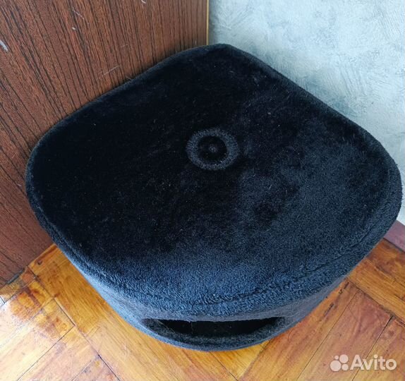 Домик для кота с когтеточкой