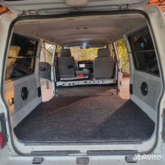 Малогабаритные грузоперевозки, микроавтобус