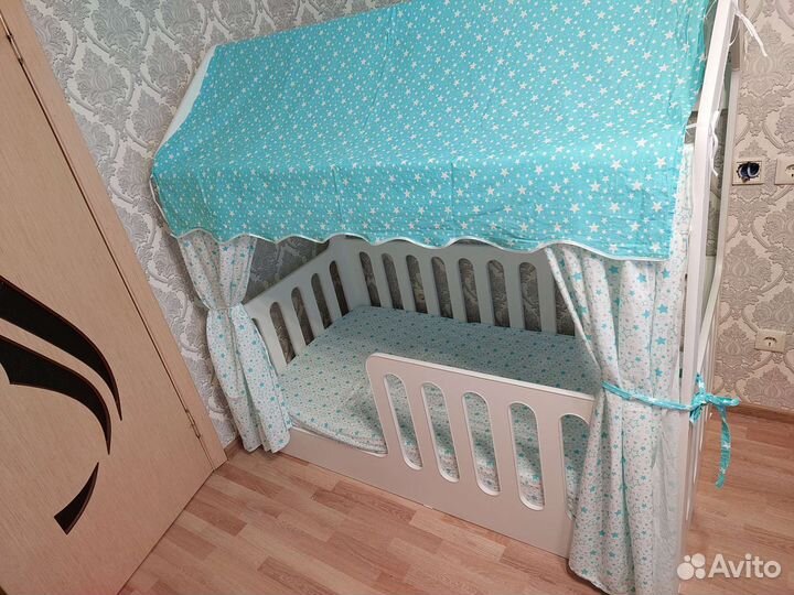 Детская кровать домик с матрасом