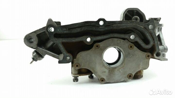 Масляный насос Mitsubishi Sigma F16A 6G72 1991