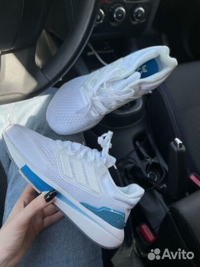 Кроссовки Adidas EQ21 RUN 'white pulse blue