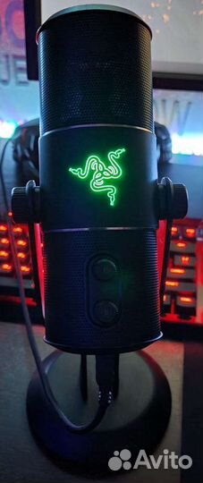 Продам Микрофон Razer Seiren