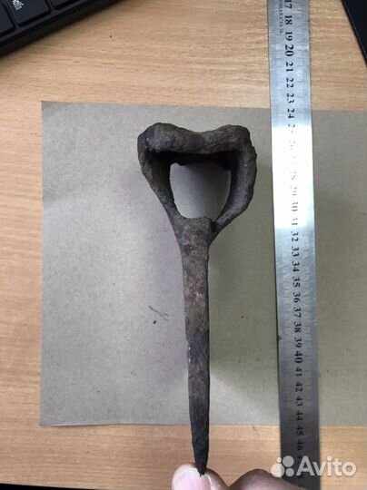 Топор старинный