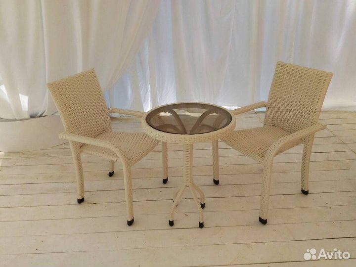 Комплект плетеной мебели 