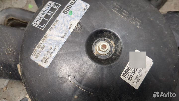 Вентилятор радиатора Opel Meriva 2010, 2010