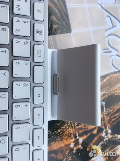 Клавиатура Apple для iPad 3
