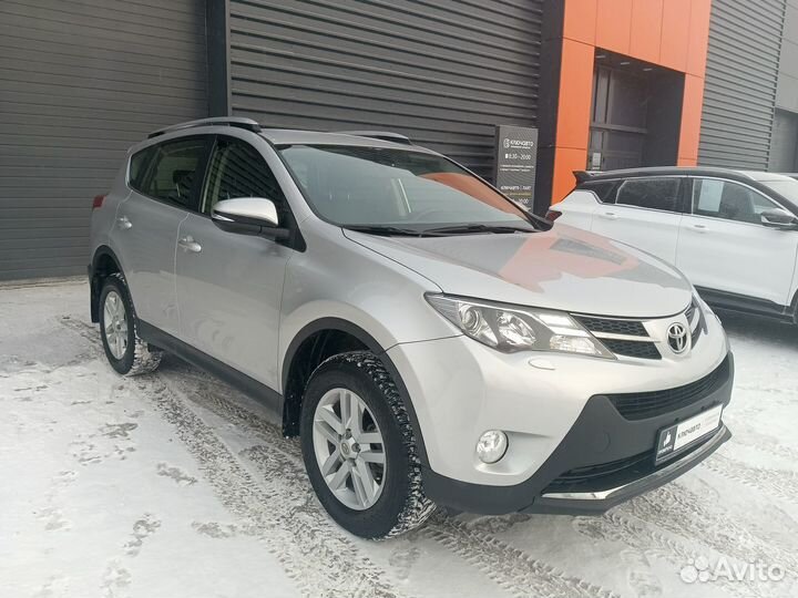 Toyota RAV4 2.0 CVT, 2015, 133 000 км