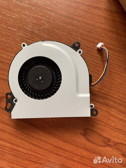 Вентилятор (кулер) для ноутбука
