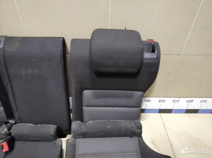 Сиденье заднее Octavia (A5 1Z) 2004-2013