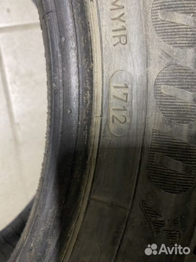 Goodyear Ultragrip Ice Arctic 205/55 R16