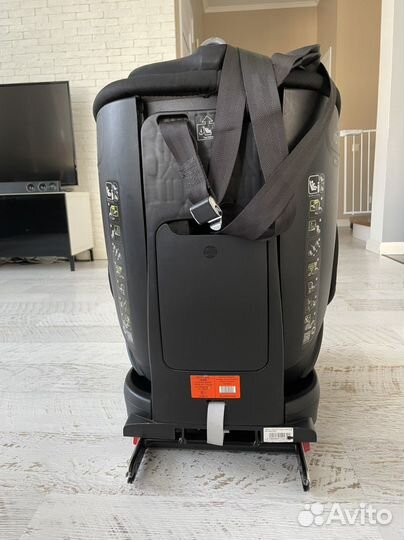 Britax Romer Trifix2 i-Size