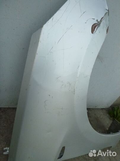 Хэнде Солярис крыло переднее