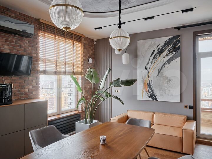 3-к. квартира, 130 м², 17/17 эт.