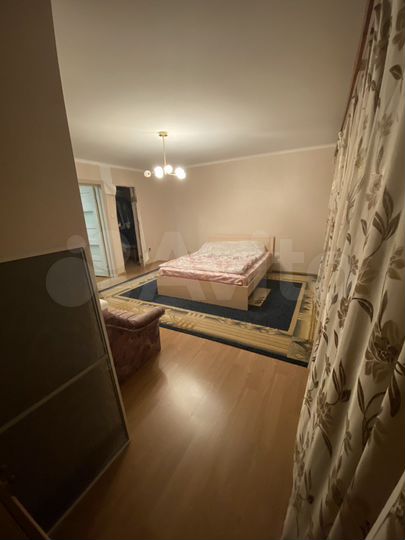 3-к. квартира, 93 м², 5/6 эт.