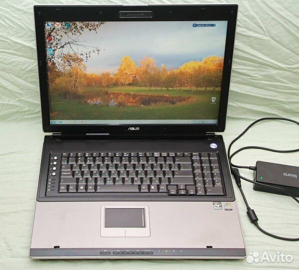 Asus A7U 17 дюймов