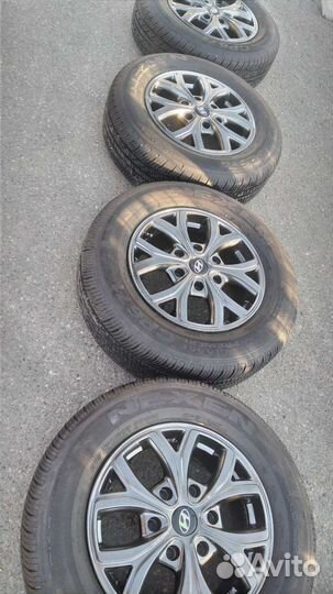 R16 Nexen Classe Premiere CP672 215/70, PCD 6x150 DIA 55