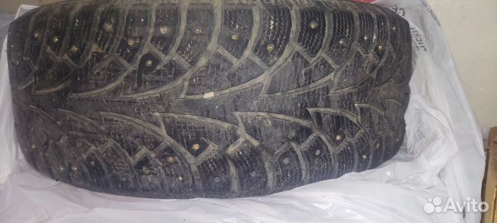 Hankook AH11 215/55 R16