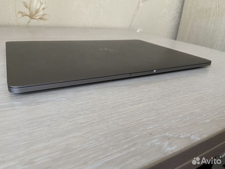 Macbook pro 15-inch, 2017