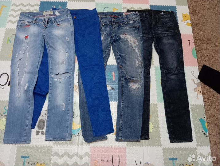 Джинсы