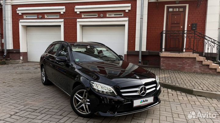 Mercedes-Benz C-класс 1.6 МТ, 2019, 130 000 км