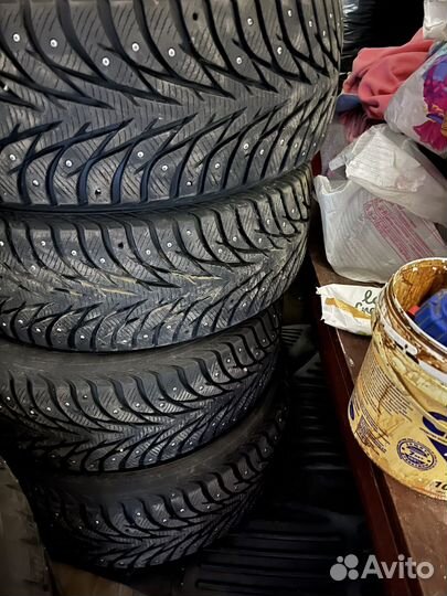 Yokohama Ice Guard Stud IG55 205/50 R17