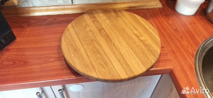 Вращающаяся подставка для торта