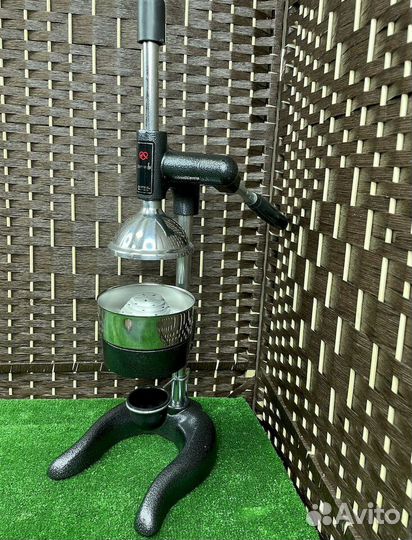 Соковыжималка для цитрусовых