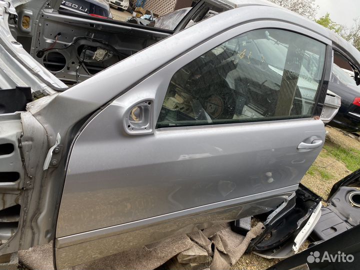 Дверь левая Mercedes C-Class W203 купе