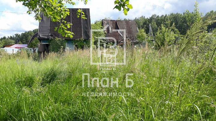 Дача 25 м² на участке 4 сот.