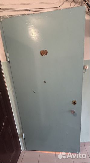 Железная дверь