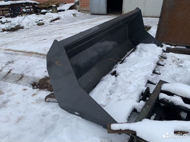 Ковш погрузчика CNH italia S.p.A