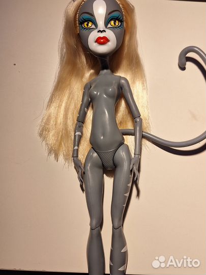 Кукла монстер хай