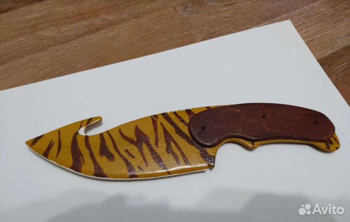 Нож с лезвием крюк зуб тигра из кс го