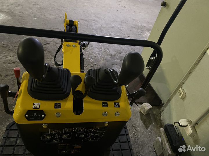 Мини-экскаватор ALITRAK Diggy, 2024