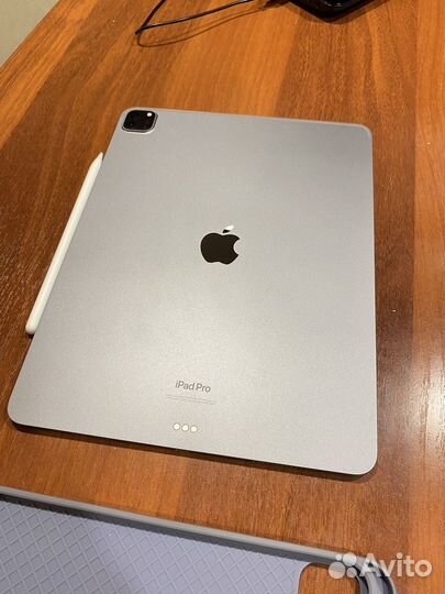 iPad pro 12.9 2022 m2 128gb wifi