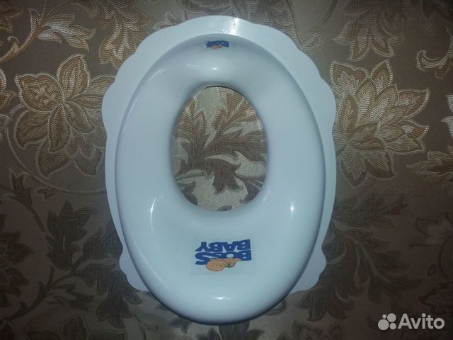 Накладка на унитаз. Белая. Новая