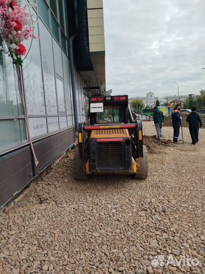 Мини-погрузчик New Holland L170, 2006