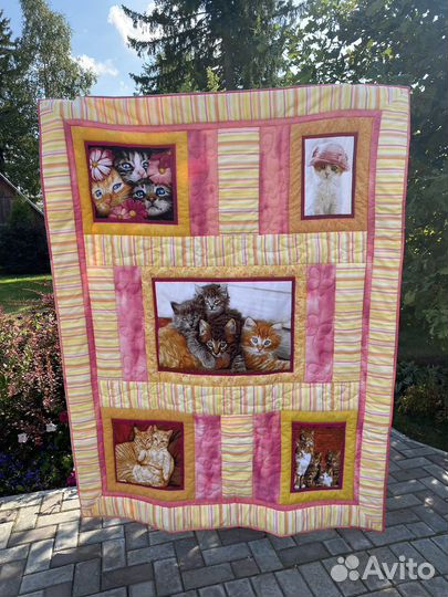 Лоскутное одеяло ручной работы с кошками