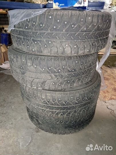 Bridgestone Ice Cruiser 5000 205/60 R16