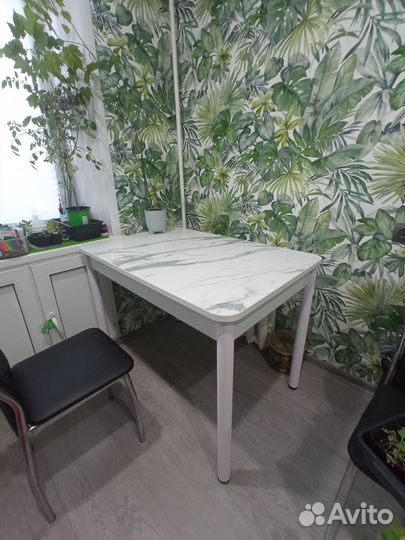 Кухонный стол бу