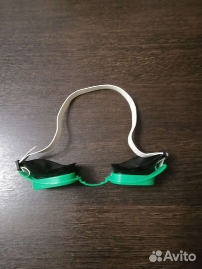 Очки для плавания