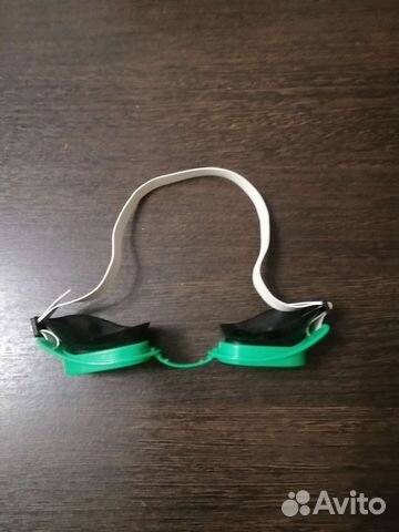 Очки для плавания