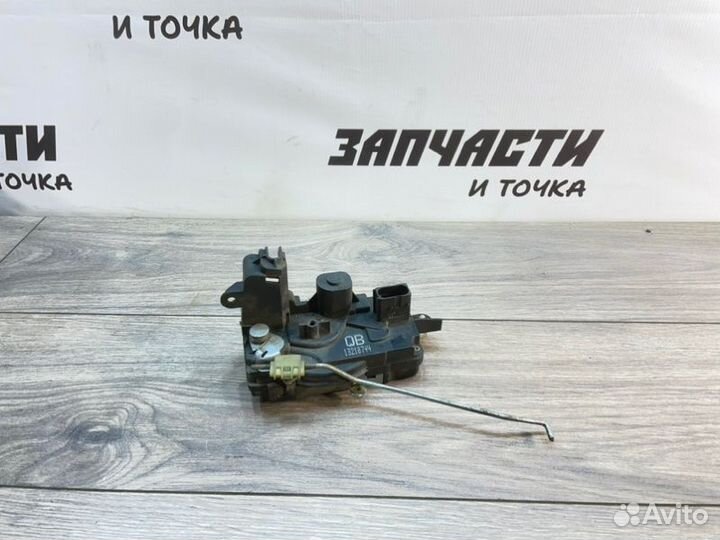 Замок боковой двери передний левый Opel Astra H