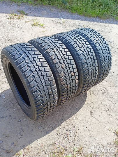 Kumho I'Zen Wis KW19 205/60 R16