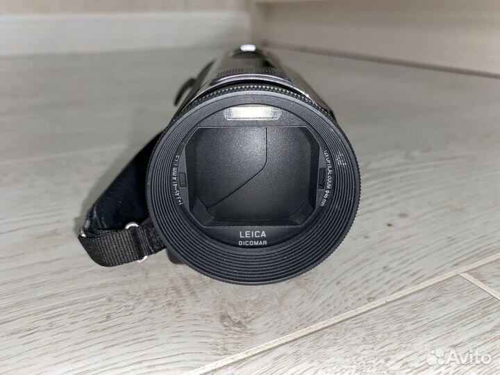 Видеокамера Panasonic HDC-SD800