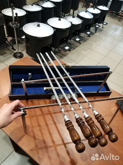 Подарок на новый год мужчине / шампура