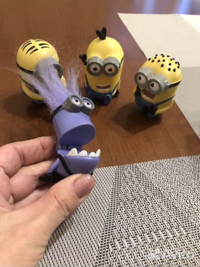 Миньоны из макдональдса, 2013 год