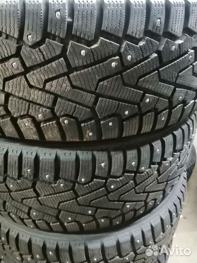 Pirelli Ice Zero SUV 225/60 R17