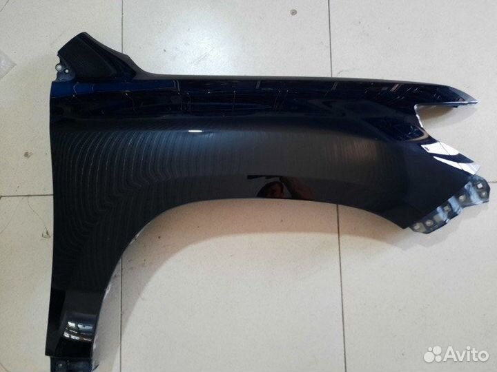 Крыло переднее правое Тoyota Land Cruiser 200