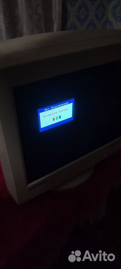 Монитор Samsung Sync Master 765MB